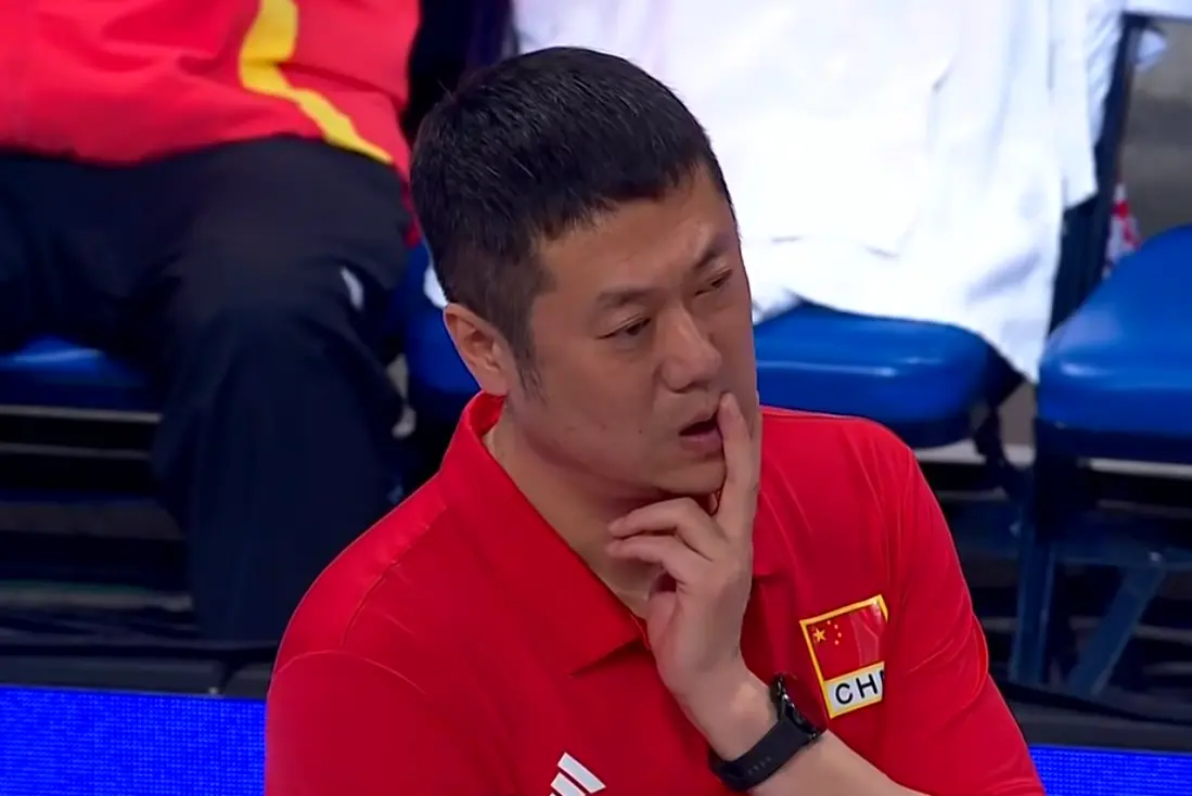 后排防守, 然而, 低迷