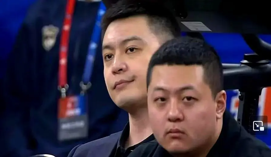 辽宁队签回 辽宁队签回