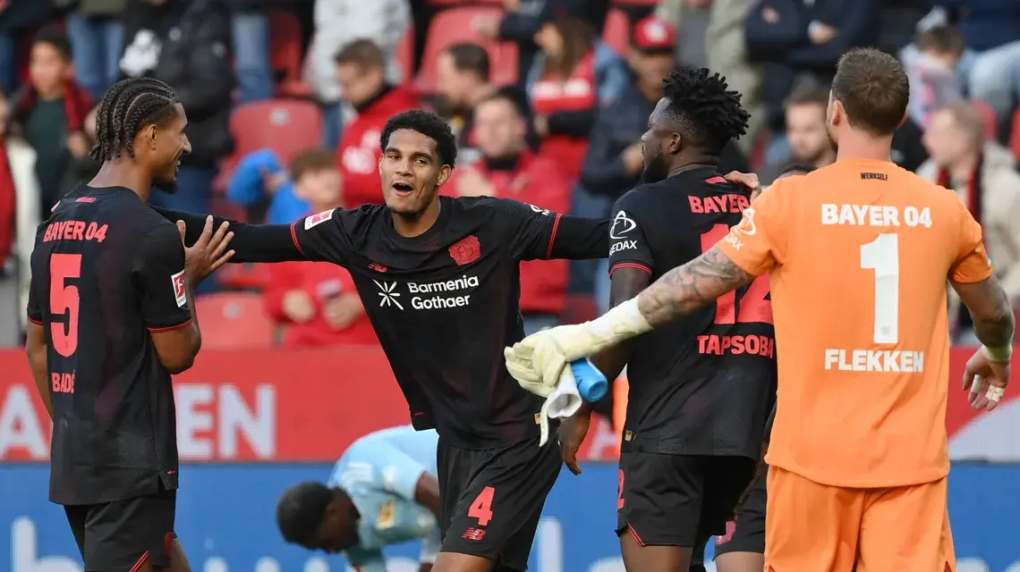 安德里奇的, 上一位是罗, 联合的两粒 安德里奇的, 上一位是罗, 联合的两粒